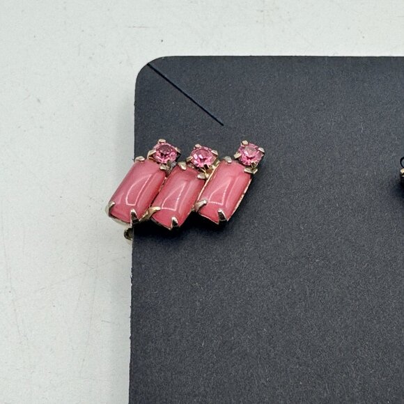 Vintage Pink Rhinestone & Enamel Clip-On Earrings - Picture 2 of 3